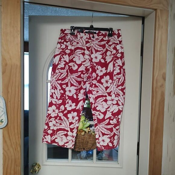 New Bill Blass Jeans Perfect Fit Low Rise Capri's Size Women's 12 - Picture 1 of 3